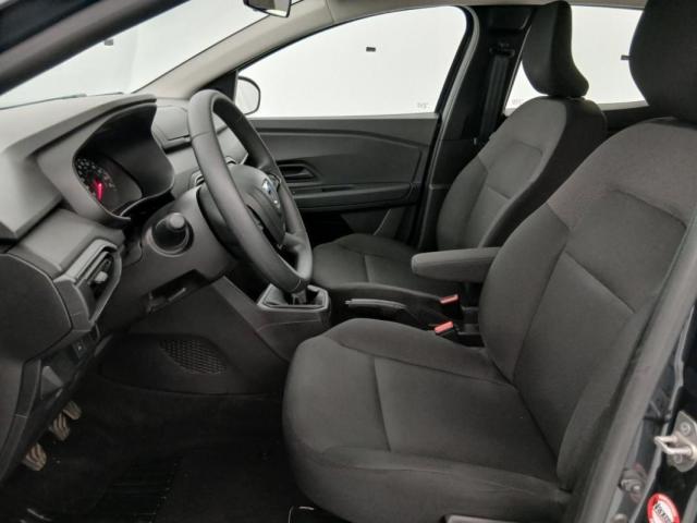 Dacia Sandero image 2