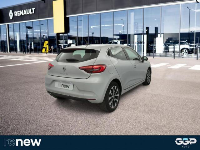 Renault Clio image 9