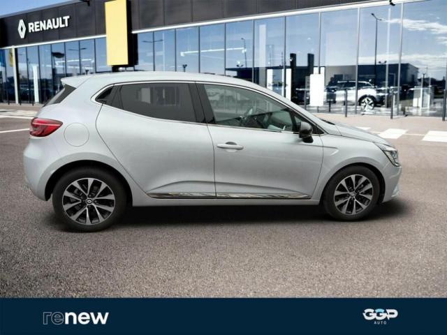 Renault Clio image 9