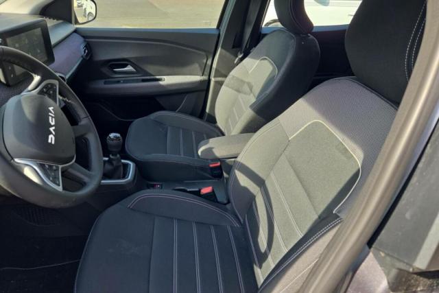 Dacia Sandero image 6