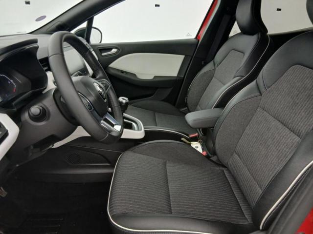 Renault Clio image 8