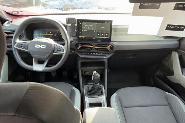 Dacia Duster image 8