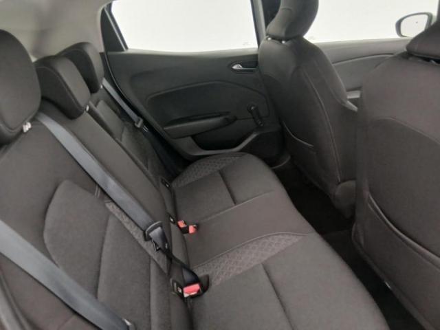 Renault Captur image 1