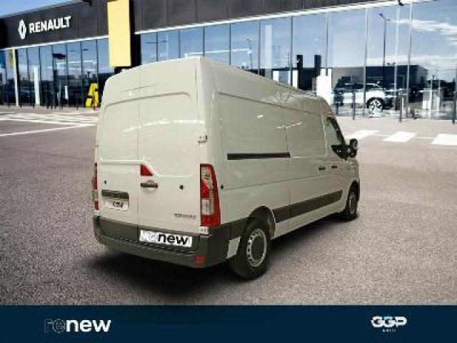 Renault Master image 2