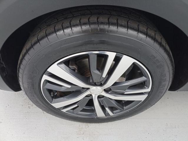 Peugeot 3008 image 8