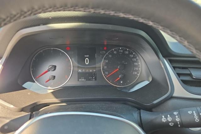 Renault Captur image 2