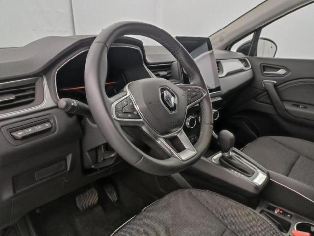 Renault Captur image 9