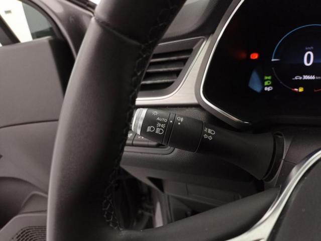 Renault Captur image 8