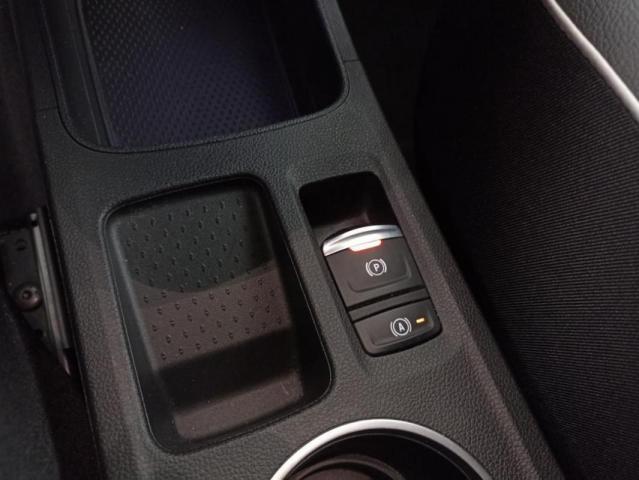 Renault Captur image 1