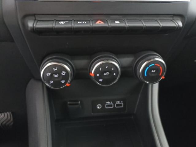 Renault Captur image 7