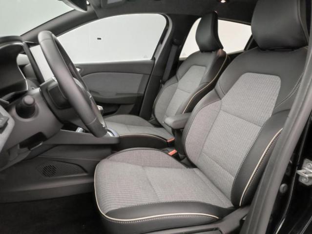 Renault Clio image 9