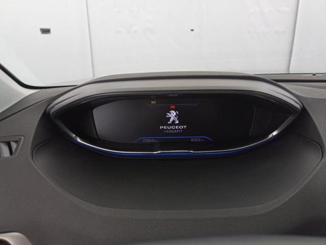 Peugeot 3008 image 2