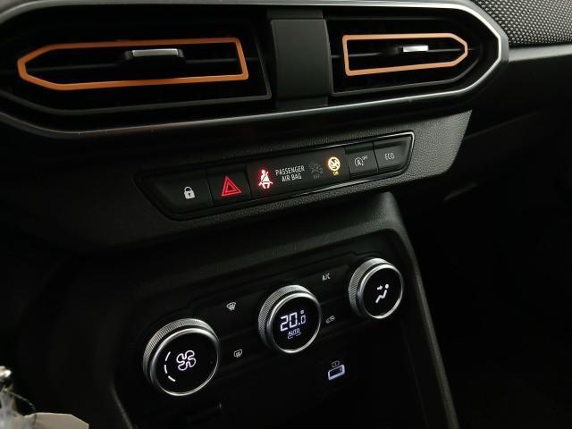 Dacia Sandero image 1