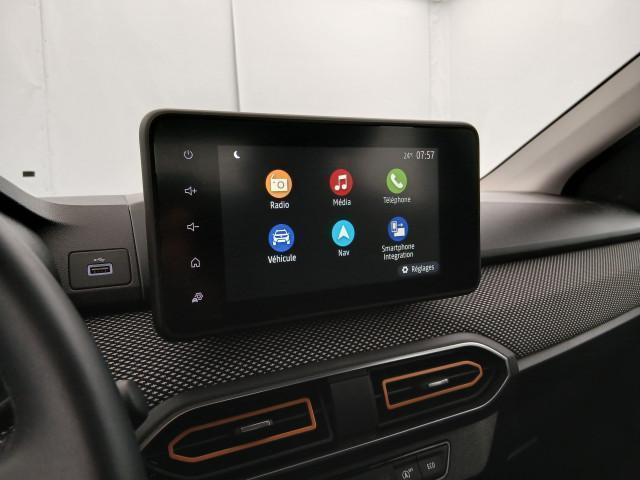 Dacia Sandero image 2