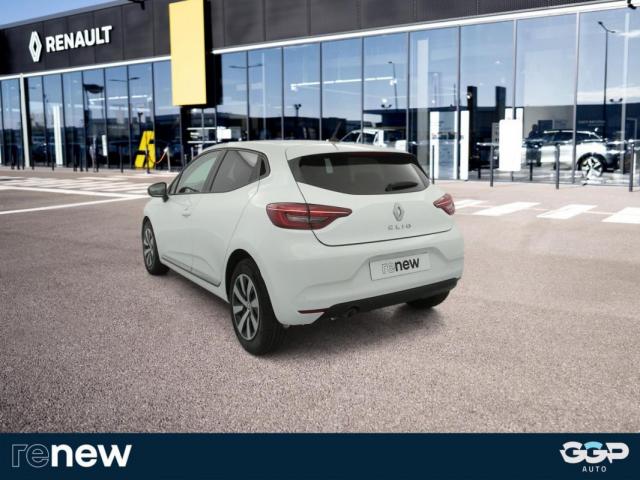 Renault Clio image 9