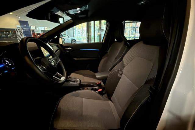 Renault Captur image 1