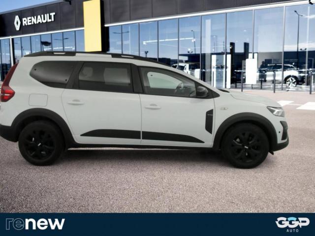 Dacia Jogger image 1