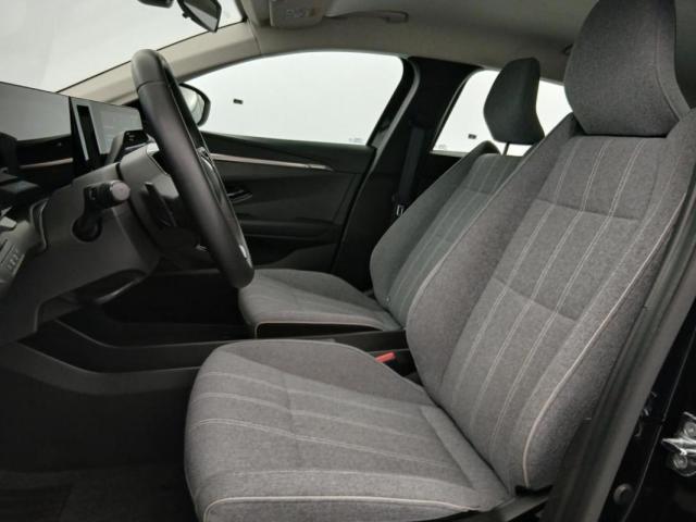 Renault Mégane E-Tech image 1