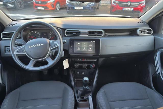 Dacia Duster image 1