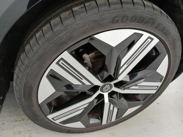 Renault Mégane E-Tech image 6