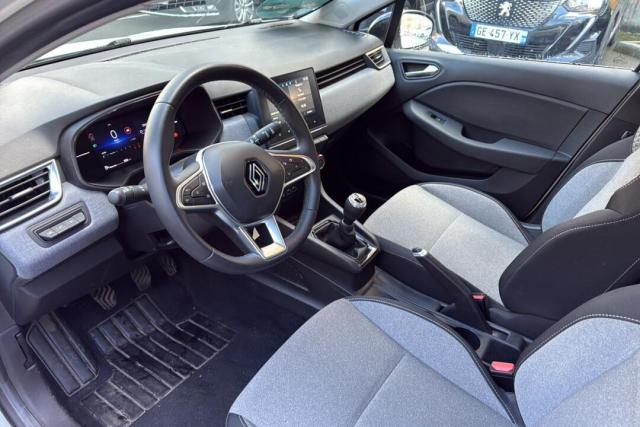 Renault Clio image 6