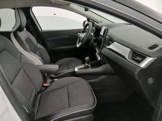 Renault Captur image 1