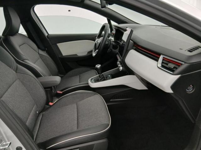 Renault Clio image 1