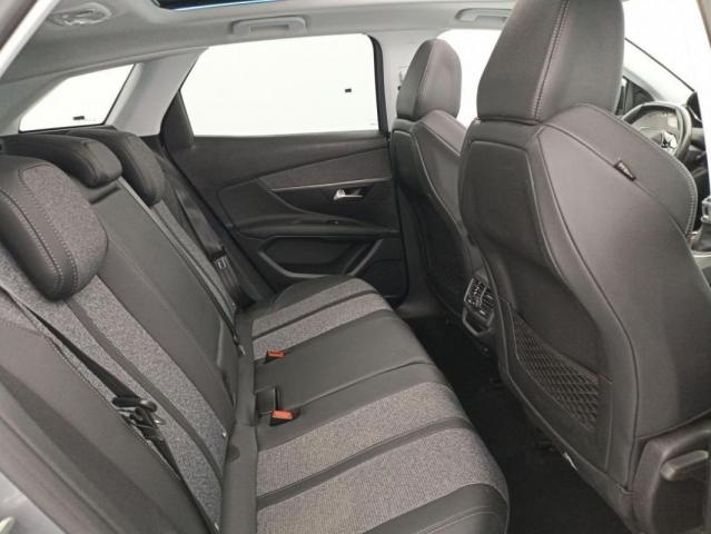 Peugeot 3008 image 9