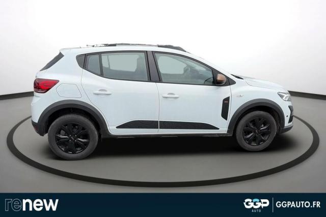 Dacia Sandero image 2