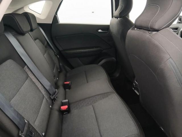 Renault Captur image 1