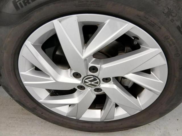 Volkswagen Tiguan image 8