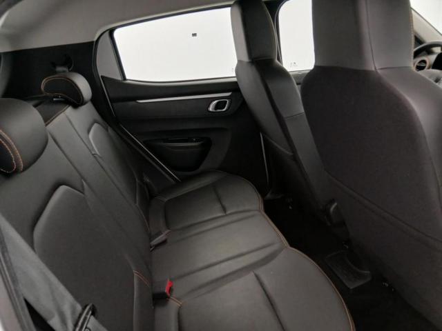 Dacia Spring image 6