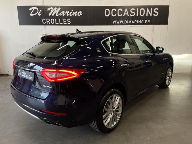 Maserati Levante image 8