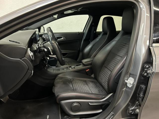 Mercedes Benz Gla image 9