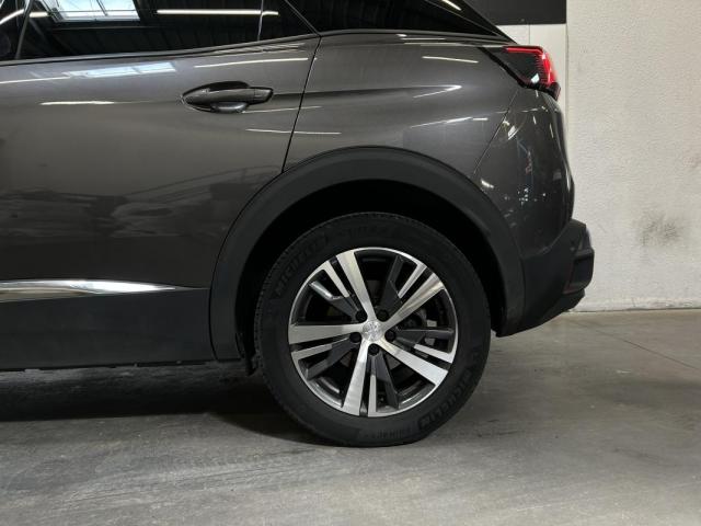 Peugeot 3008 image 9