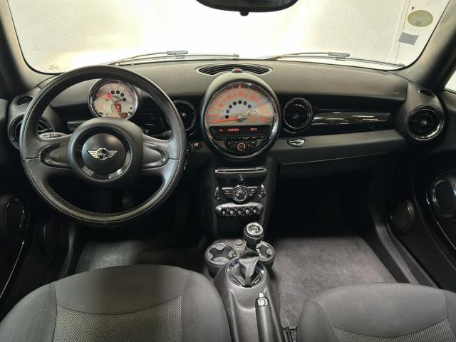 Mini Clubman image 4
