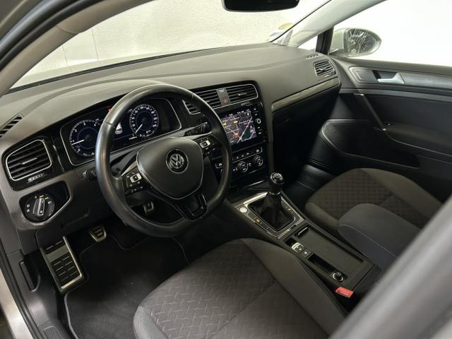 Volkswagen Golf image 3