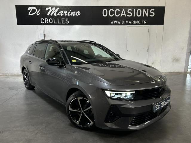 Opel Astra Sports Tourer image 8