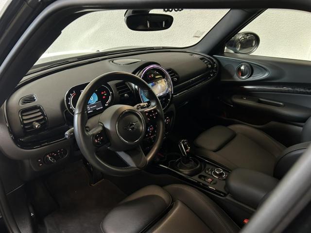 Mini Clubman image 1