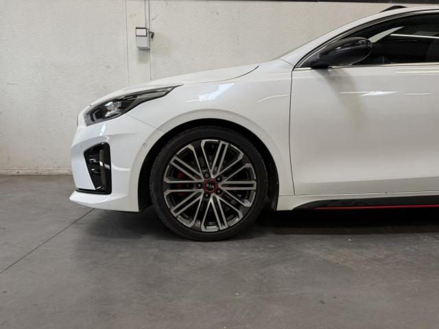 Kia Proceed image 1