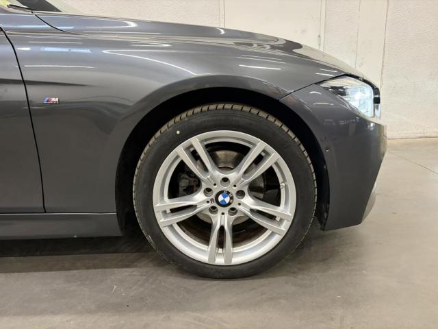 Bmw 320d Touring image 3