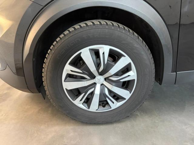 Peugeot 2008 image 3