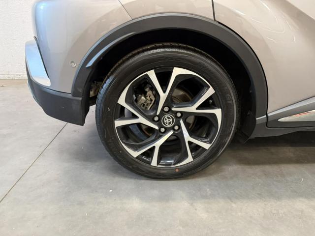 Toyota C-Hr image 7