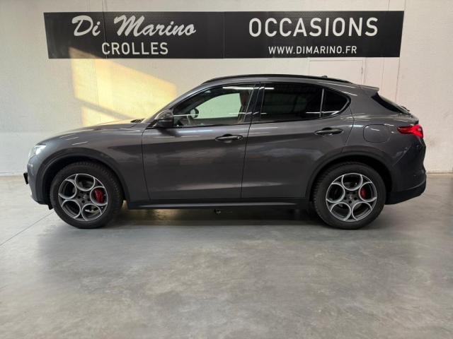 Alfa Romeo Stelvio image 9
