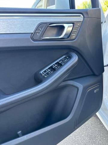 Porsche Macan image 3