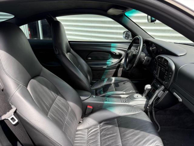 Porsche 911 image 4