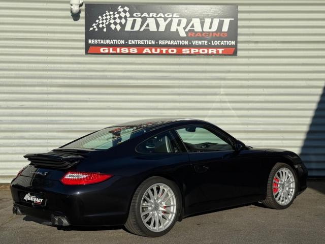 Porsche 911 image 1
