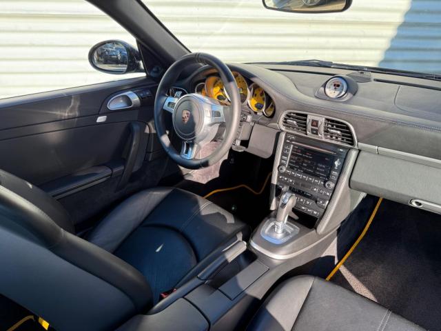 Porsche 911 image 5