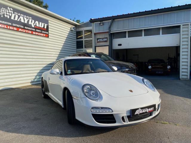 Porsche 911 image 2