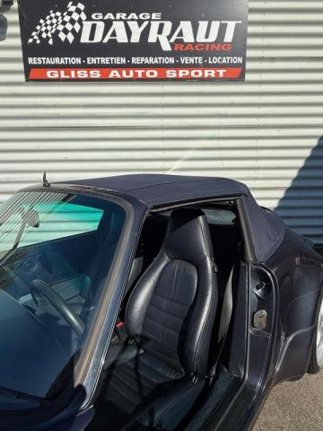 Porsche 911 image 9